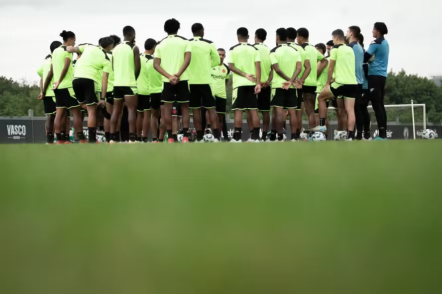 os-jogadores-do-vasco-com-participacoes-em-gols-no-inicio-de-2026