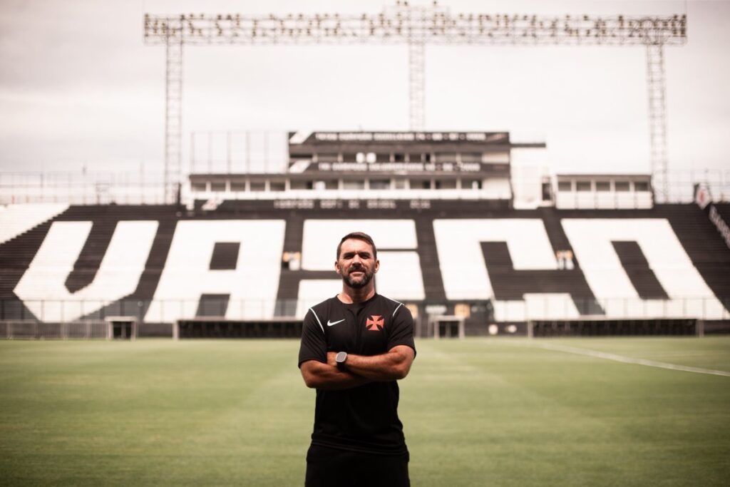 feminino-base:-marcelo-rabelo-e-o-novo-tecnico-do-sub-20