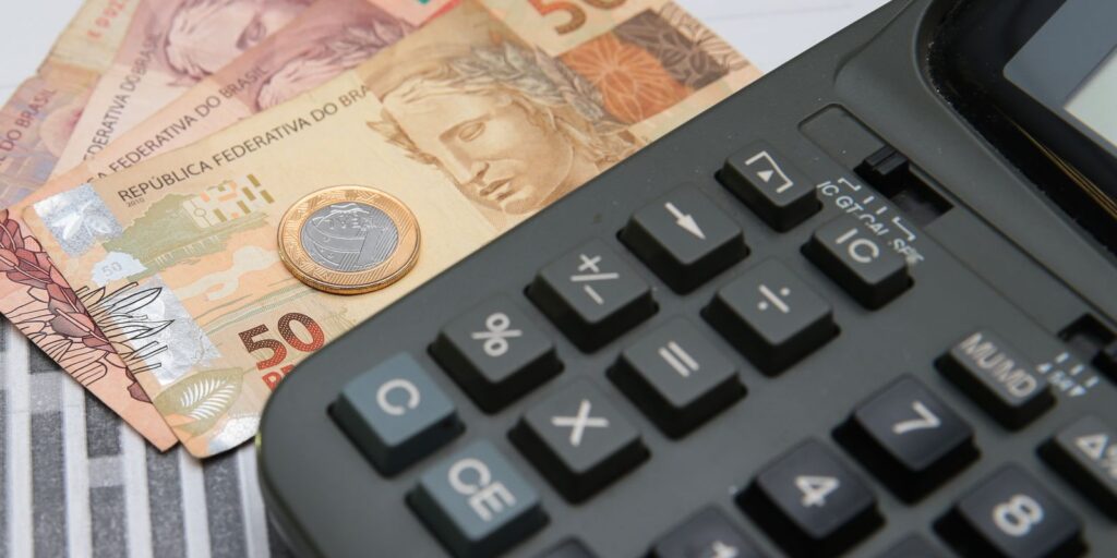 contas-publicas-tem-deficit-de-r$-55,021-bilhoes-em-2025