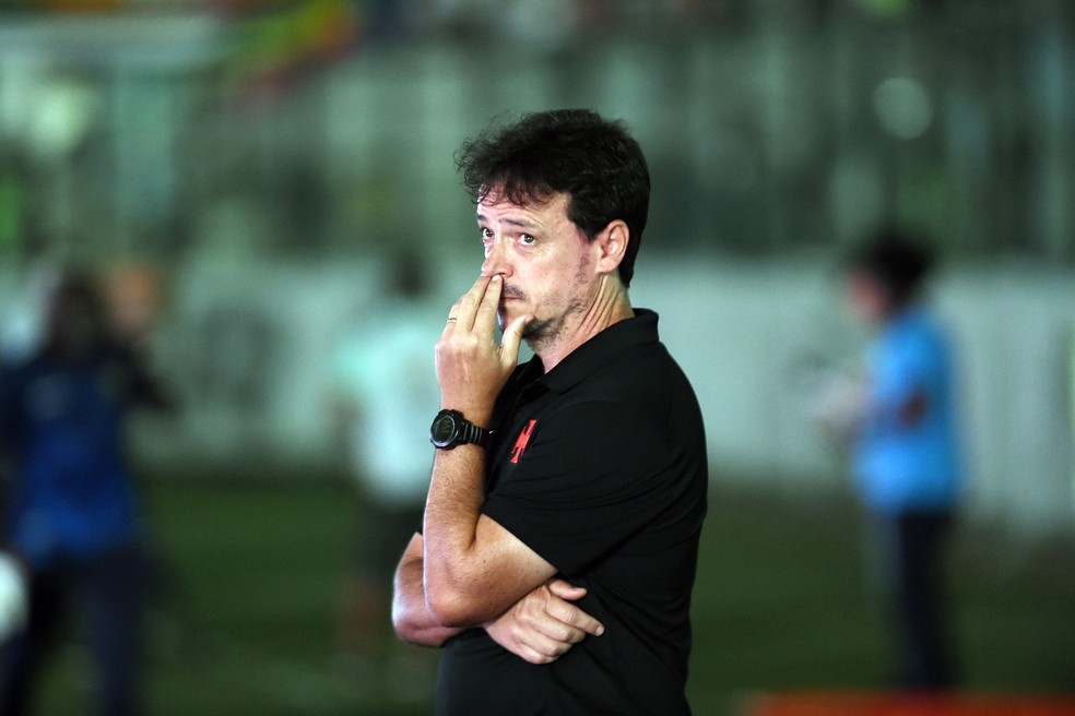 veja-os-jogadores-que-evoluiram-e-os-que-estao-devendo-com-fernando-diniz-no-vasco
