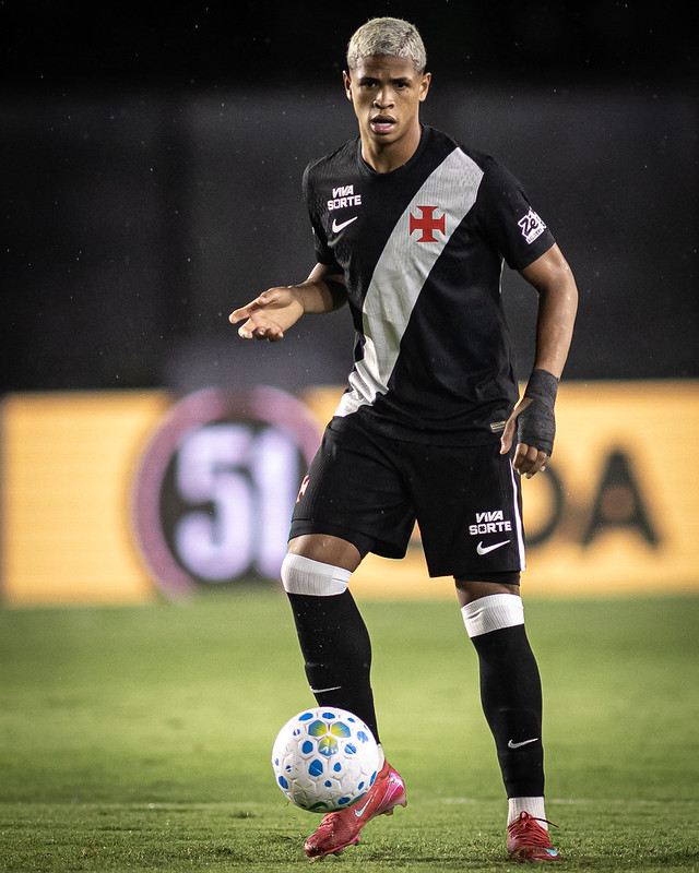 veja-os-numeros-de-cauan-barros-no-jogo-contra-o-botafogo