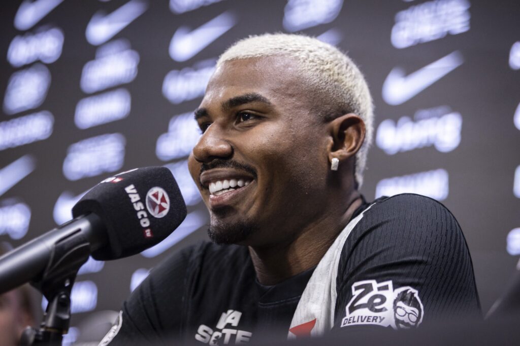 globo-esporte-rj:-vasco-apresenta-os-reforcos-cuiabano-e-spinelli