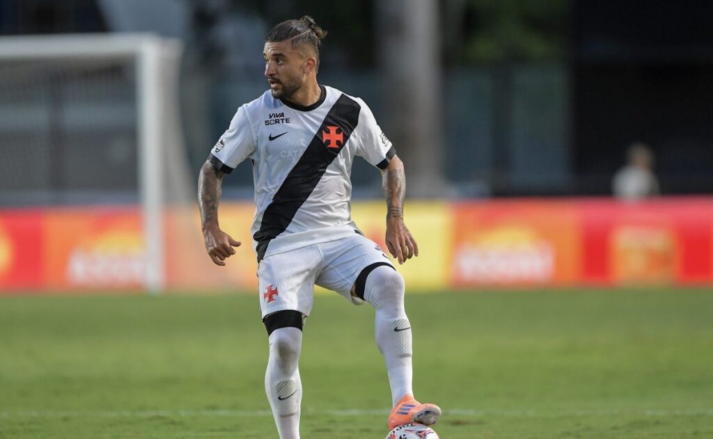 mirassol-anuncia-lateral-victor-luis,-ex-vasco,-como-reforco-para-a-temporada