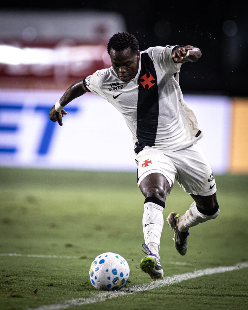 andres-gomez-e-o-jogador-com-mais-dribles-certos-no-campeonato-carioca;-veja-o-ranking