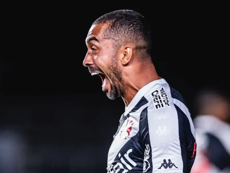 gremio-ofereceu-4-jogadores-para-o-vasco-escolher-um-em-troca-de-paulo-henrique