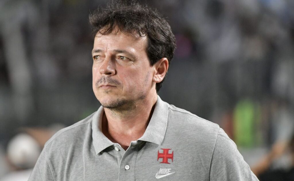 fernando-diniz-busca-recuperar-confianca-da-torcida-em-meio-a-crise-no-vasco