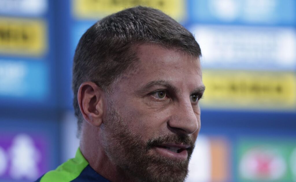 vasco-define-novo-alvo-nesta-janela-e-quer-fechar-com-volante-nas-proximas-semanas