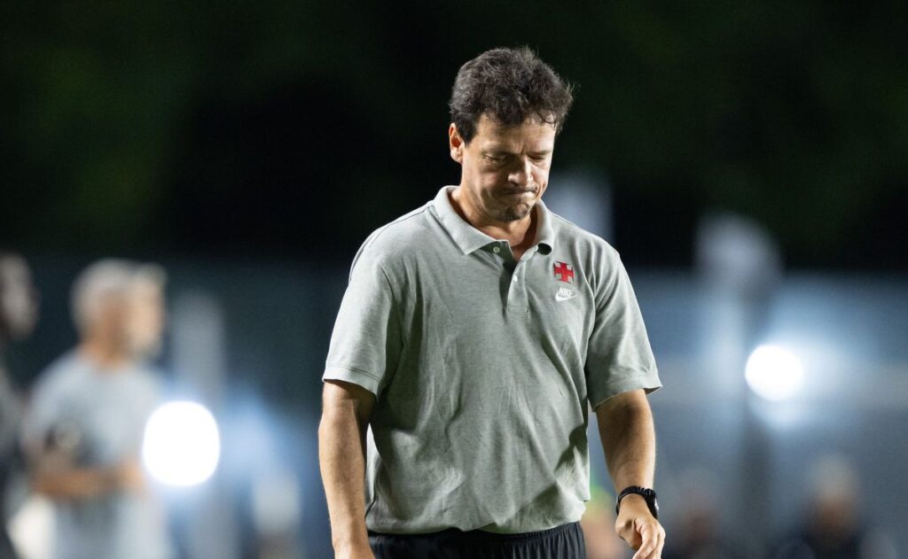 pedrinho-e-felipe-bancam-diniz-no-vasco-e-travam-embate-interno-com-parte-da-diretoria