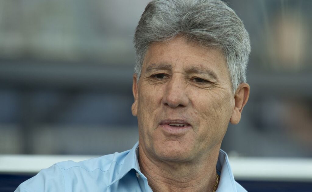 renato-gaucho-mexe-no-vasco,-testa-mudanca-radical-e-‘saca’-dois-titulares-em-coletivo