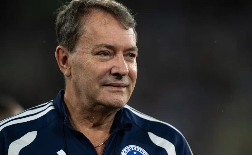 cruzeiro-se-movimenta-e-coloca-lateral-e-ataque-como-prioridades-para-a-proxima-janela