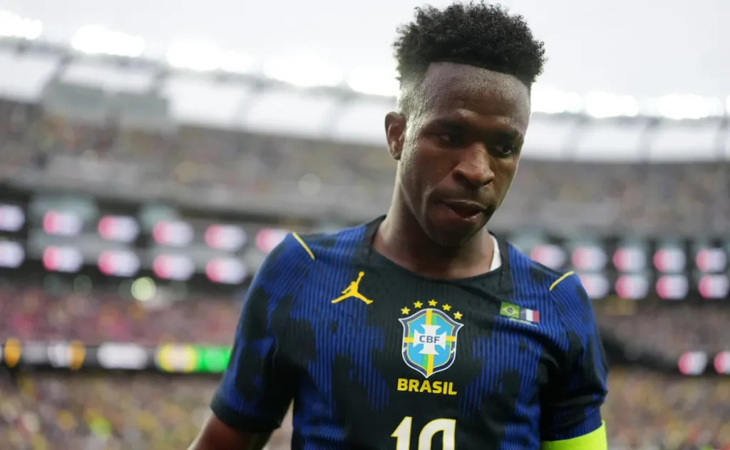 selecao-brasileira-cai-no-ranking-da-fifa-e-atinge-pior-posicao-dos-ultimos-anos