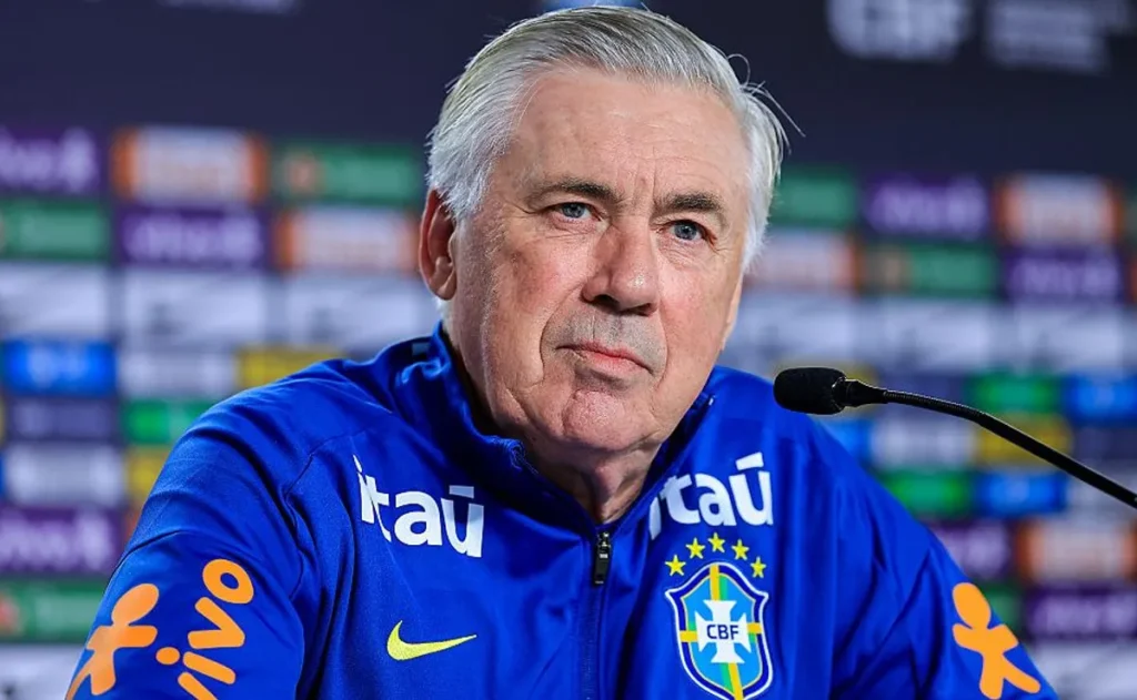 ancelotti-testa-ibanez-improvisado-e-muda-esquema-da-selecao-antes-de-brasil-x-croacia