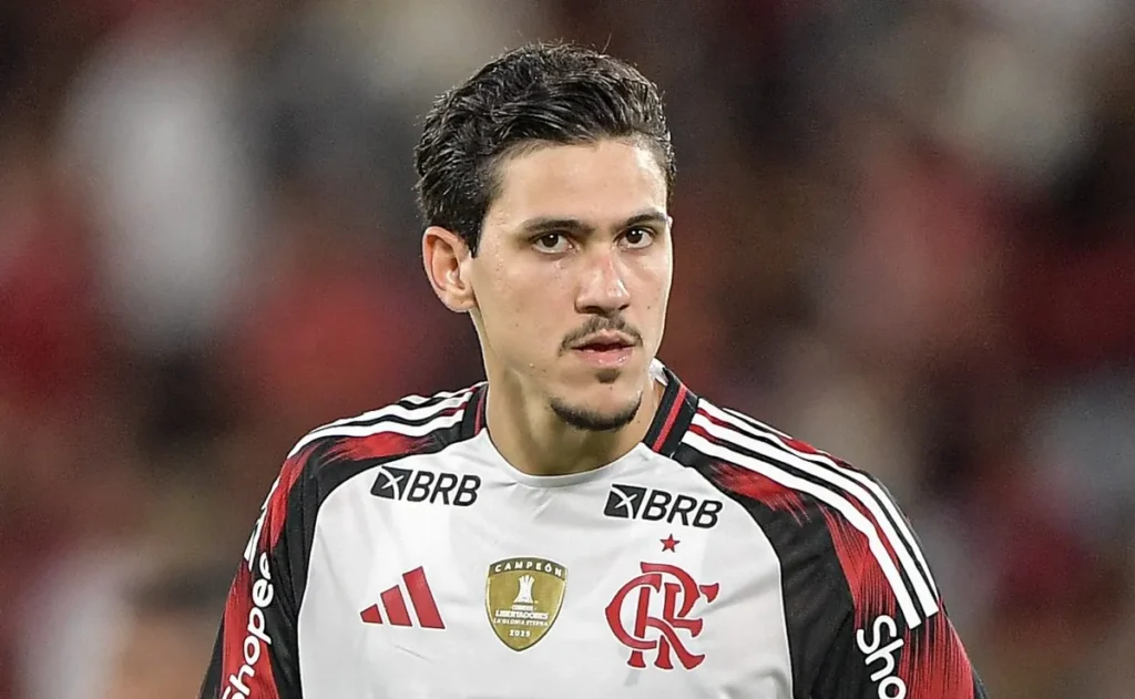 pedro-exige-aumento-de-50%-para-renovar-com-flamengo-e-quer-salario-de-r$-1,65-milhao-mensais