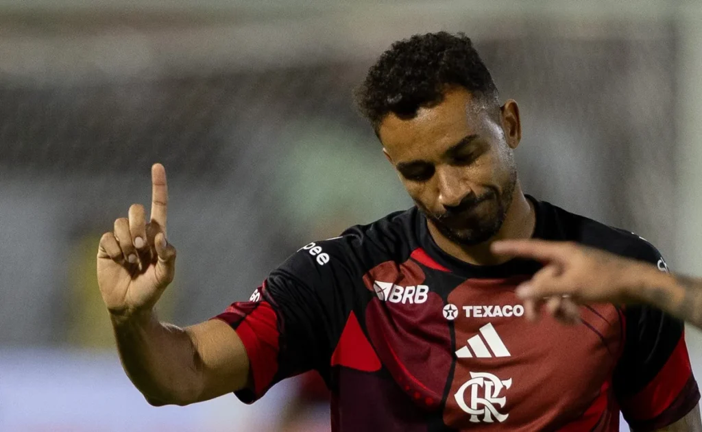 danilo-sobe-o-tom-e-desabafa-apos-derrota-em-bragantino-x-flamengo:-“uma-vergonha”