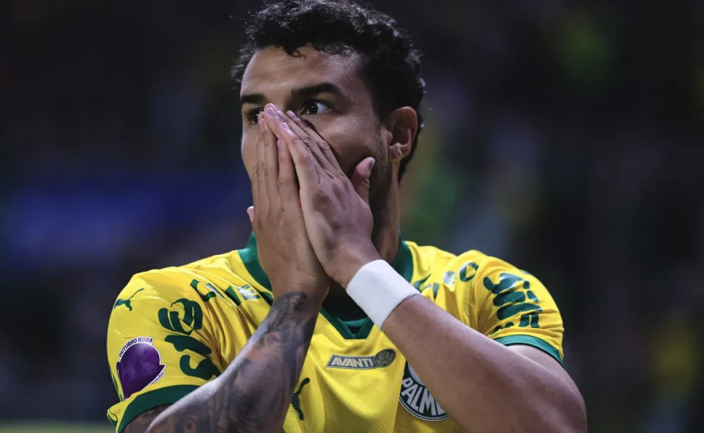 jefte-se-junta-a-piquerez-no-departamento-medico-e-vira-desfalque-do-palmeiras-por-lesao