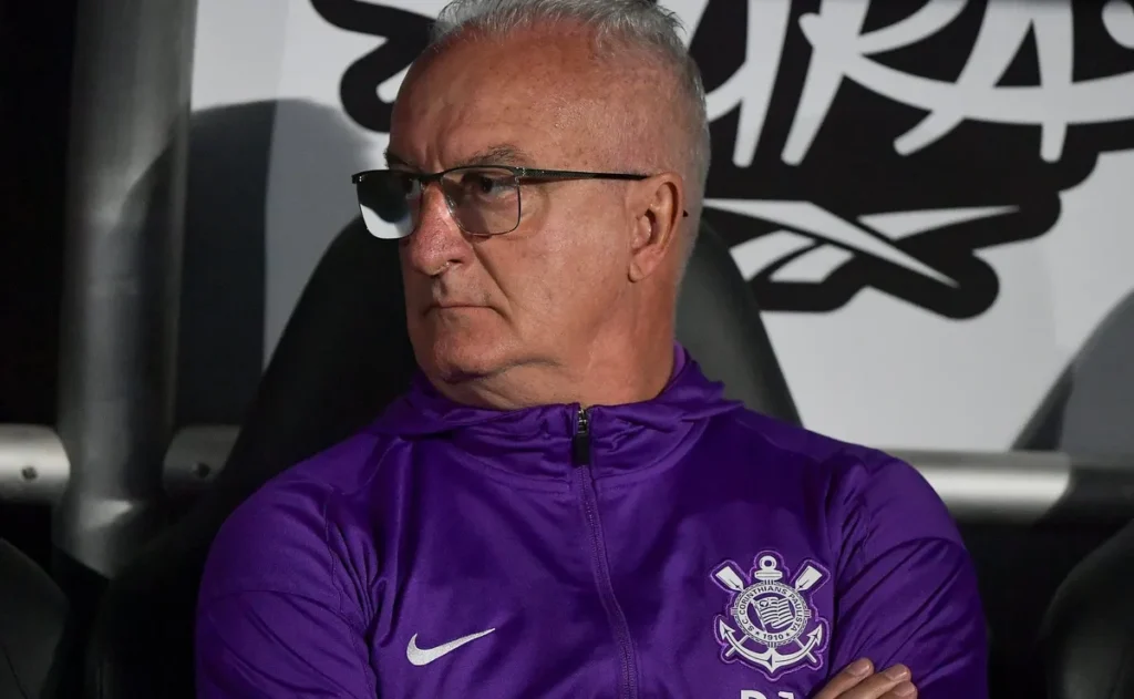 saida-de-dorival-junior-e-celebrada-no-corinthians-e-gera-alivio-do-elenco-nos-bastidores