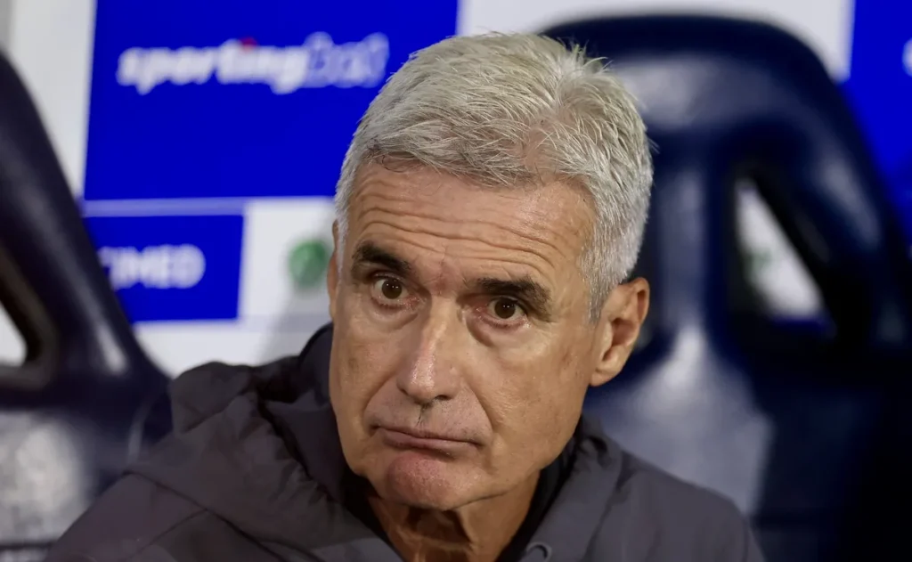 luis-castro-promete-melhora-do-gremio-para-o-gre-nal:-“as-coisas-nao-podem-ficar-na-mesma”