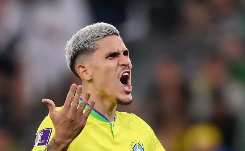 pvc-ve-pedro-sem-chances-de-ir-a-copa-pela-selecao-brasileira:-“ancelotti-definiu-os-atacantes”