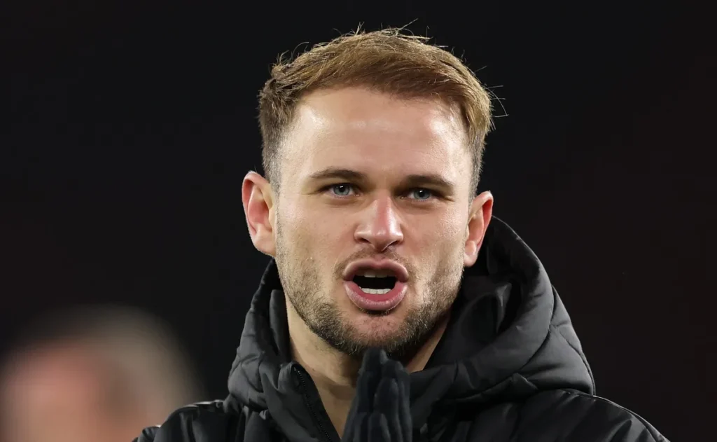 leo-scienza,-alvo-do-santos-no-ataque,-entra-na-mira-do-tottenham-e-outros-clubes-ingleses