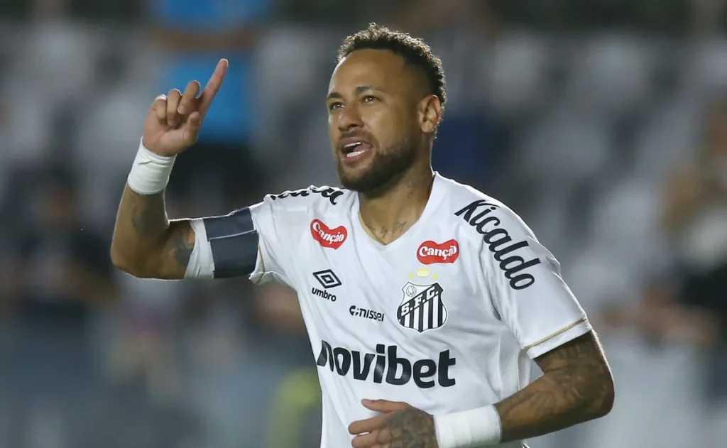 neymar,-cuca-e-elenco-do-santos-se-reunem-com-organizada-e-pressao-aumenta-internamente