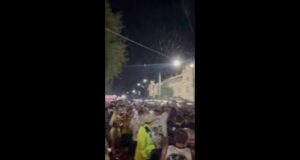 veja-como-foram-as-comemoracoes-dos-gols-do-vasco-pela-torcida-reunida-em-frente-a-sao-januario