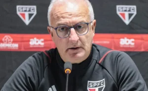 dorival-junior,-especulado-no-sao-paulo,-pode-fechar-com-o-inter-caso-uruguai-contrate-pezzolano