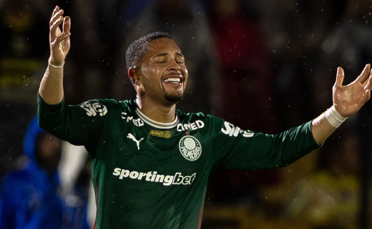 palmeiras-encara-jacuipense-com-abismo-financeiro-e-vitor-roque-vale-mais-que-todo-elenco-rival