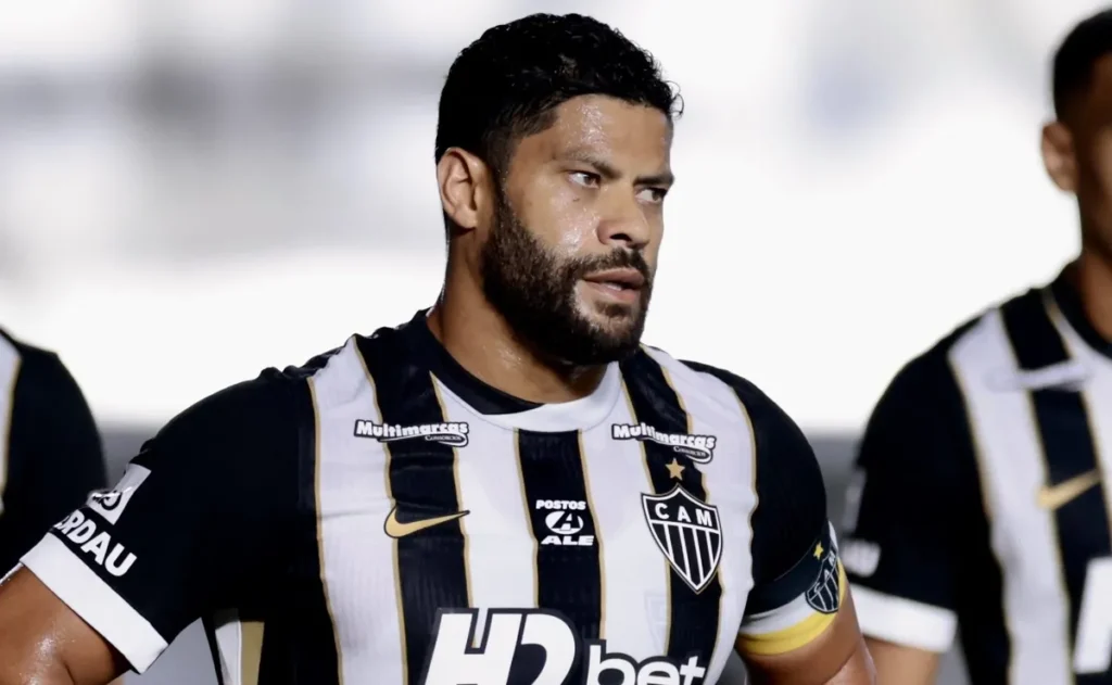 hulk-faz-forte-pronunciamento,-cita-polemicas-e-sinaliza-fim-de-ciclo-no-atletico-mg