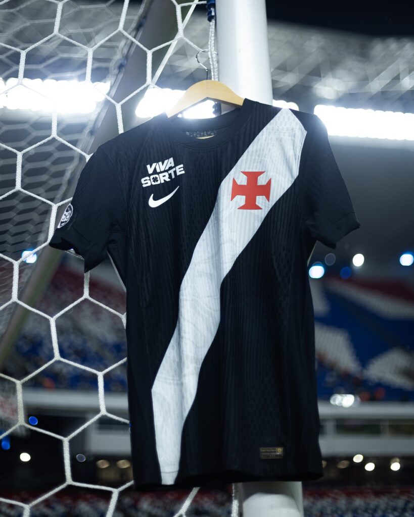 vasco-esta-ha-mais-de-100-dias-sem-patrocinador-master