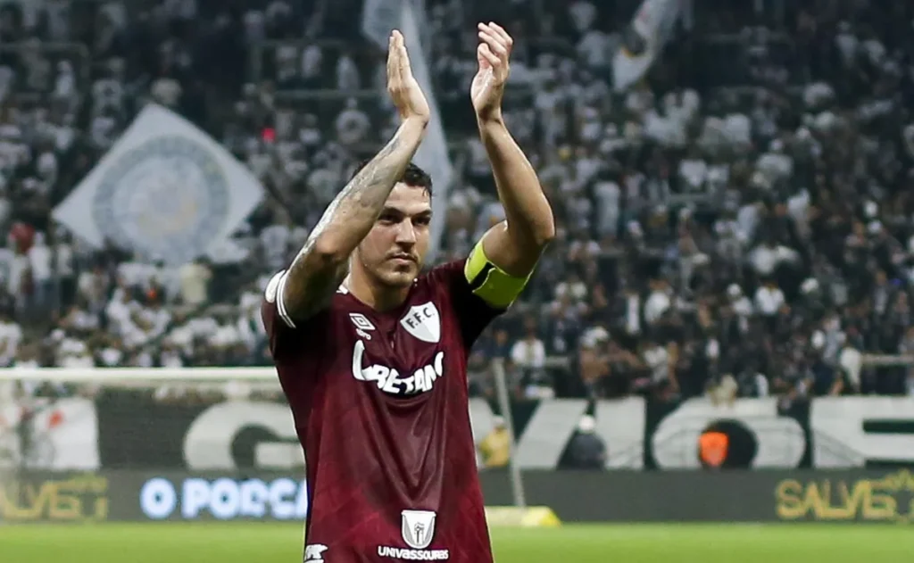 palmeiras-define-estrategia-por-nino-enquanto-encaminha-acordo-com-barboza