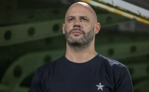 escalacao-do-botafogo:-franclim-carvalho-tem-forca-maxima-para-jogo-contra-internacional