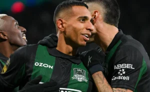 corinthians-avalia-victor-sa-apos-descobrir-salario-de-r$-1-milhao