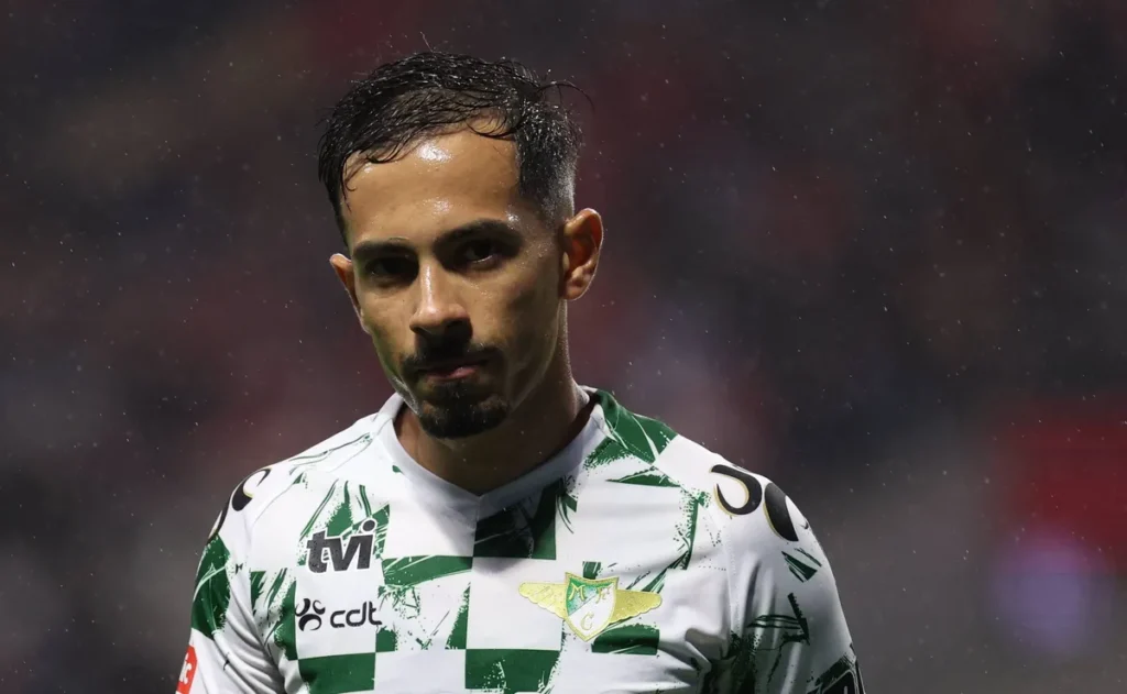 cruzeiro-decide-contratar-alan,-do-moreirense,-e-prepara-chapeu-no-gremio