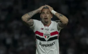 luciano-marca,-sao-paulo-vence-o-mirassol-e-conta-com-erro-inacreditavel-de-tiquinho-soares