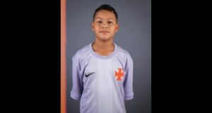 vasco-posta-foto-dos-goleiros-do-sub-06-ao-sub-10