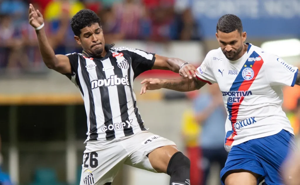 joao-ananias-estreia-com-destaque-e-e-elogiado-pela-torcida-do-santos-apos-empate-com-o-bahia