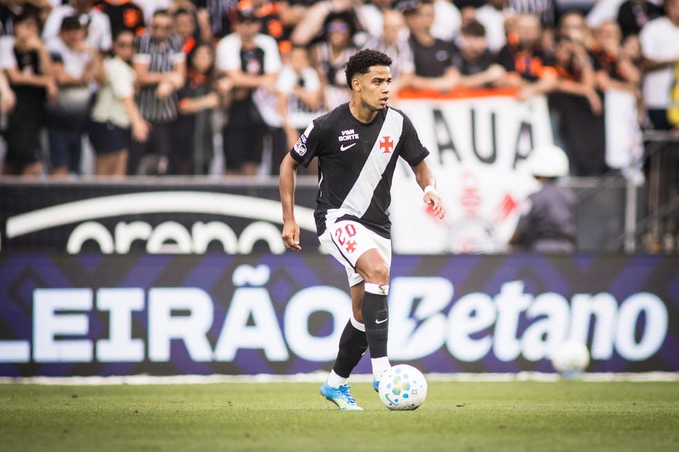 brenner-nao-aproveita-chance-como-titular-e-renato-gaucho-segue-tentando-definir-ataque-do-vasco