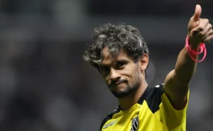 sao-paulo-esta-interessado-na-contratacao-de-gustavo-scarpa,-do-atletico-mg