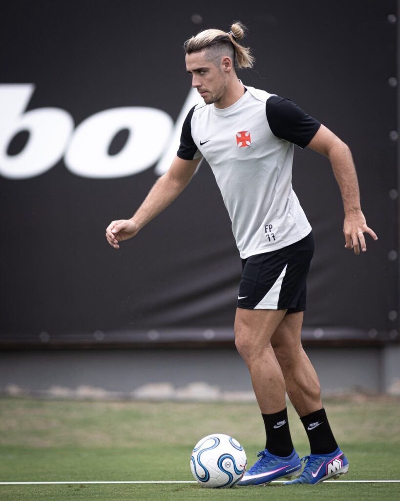 vasco-tera-a-maioria-de-reservas-no-time-titular-contra-o-olimpia