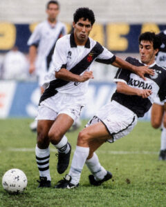 ultimo-vasco-x-olimpia-teve-dinamite,-edmundo-e-gol-de-calcanhar-de-ale