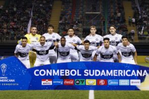 adversario-do-vasco,-olimpia-esta-perto-de-titulo-no-paraguai-e-tem-defesa-forte