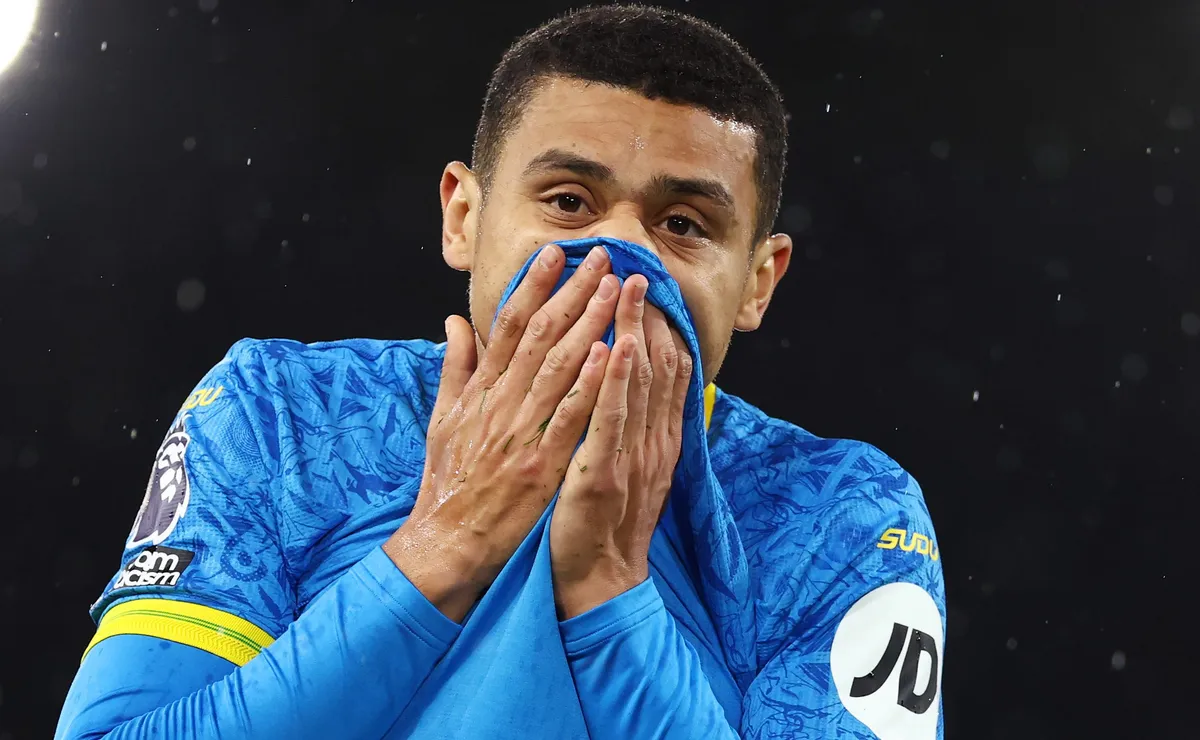 leeds-united-acena-r$-204-milhoes-por-andre,-alvo-do-palmeiras￼