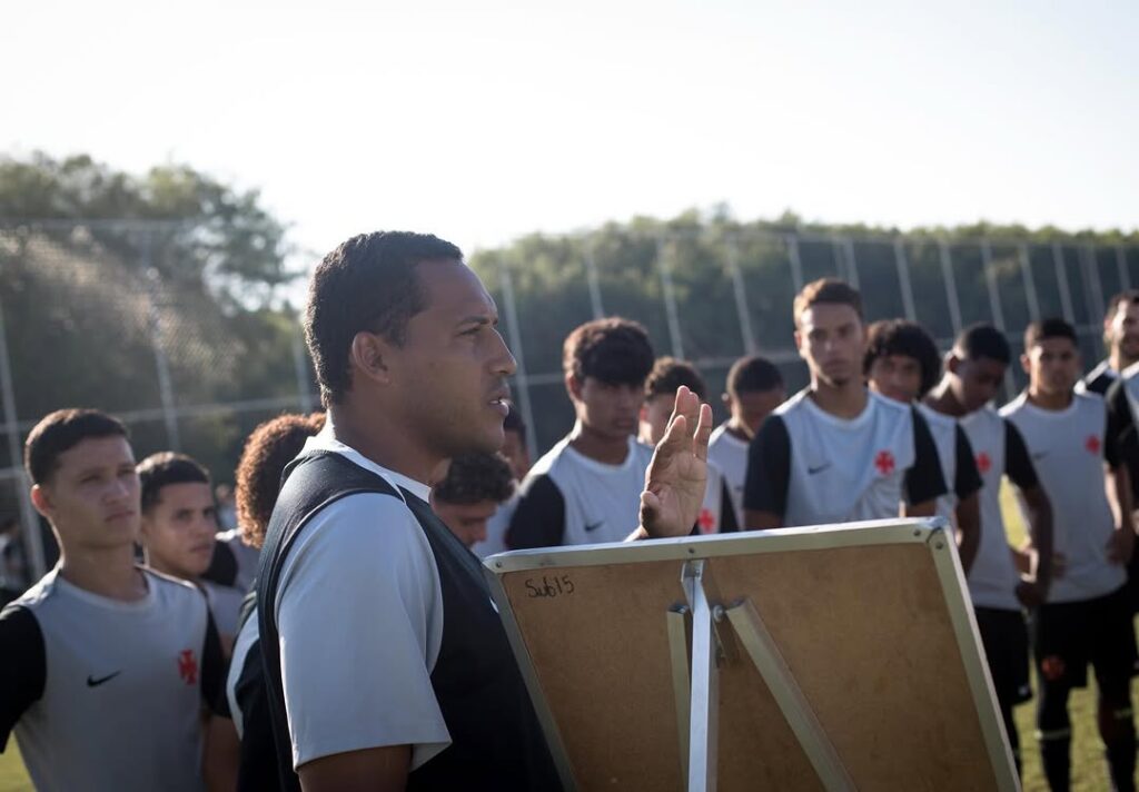 sub-15:-vasco-posta-fotos-do-treino-desta-5a-feira