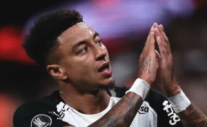 fernando-diniz-desponta-no-corinthians-e-consegue-vencer-e-convencer-contra-o-penarol