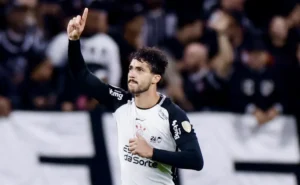 gustavo-henrique-decide-e-coloca-corinthians-em-vantagem-sobre-o-penarol