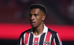 marcos-antonio-evolui-na-recuperacao-de-lesao-no-musculo-reto-femoral-direito-e-treina-em-campo