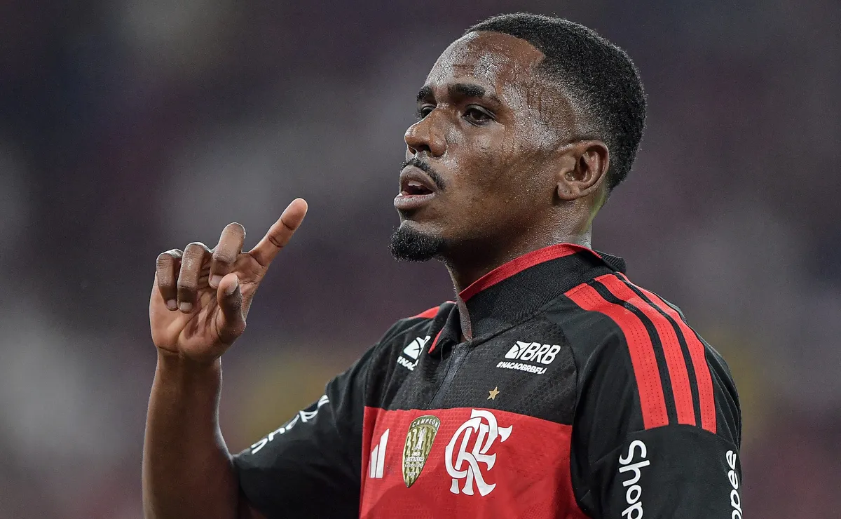 evertton-araujo-expoe-conversa-do-elenco-sobre-erros-do-flamengo