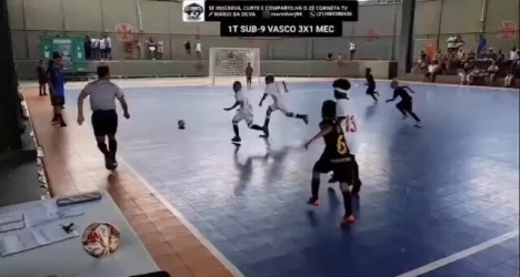futsal-base:-jogador-do-sub-09-do-vasco-propoe-jogada-ensaiada,-que-funciona;-veja-video