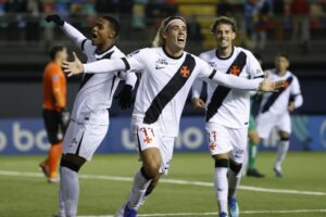 auxiliar-marcelo-salles:-‘parabens-ao-nosso-grupo.-a-gente-conseguiu-reverter-um-jogo-dificil’