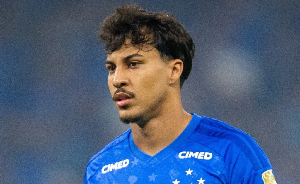 kaio-jorge-perde-gol-bizarro-sem-goleiro-em-universidad-catolica-x-cruzeiro